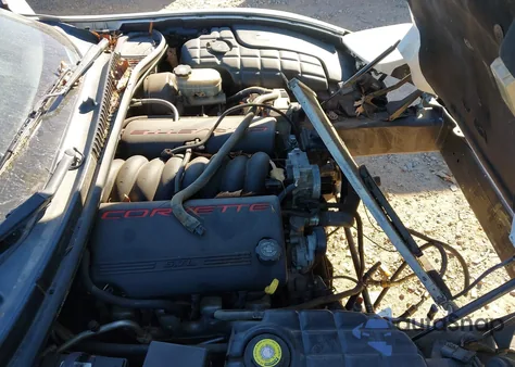 2002 Chevrolet Corvette из США, поврежденный, VIN 1G1YY22G725114237